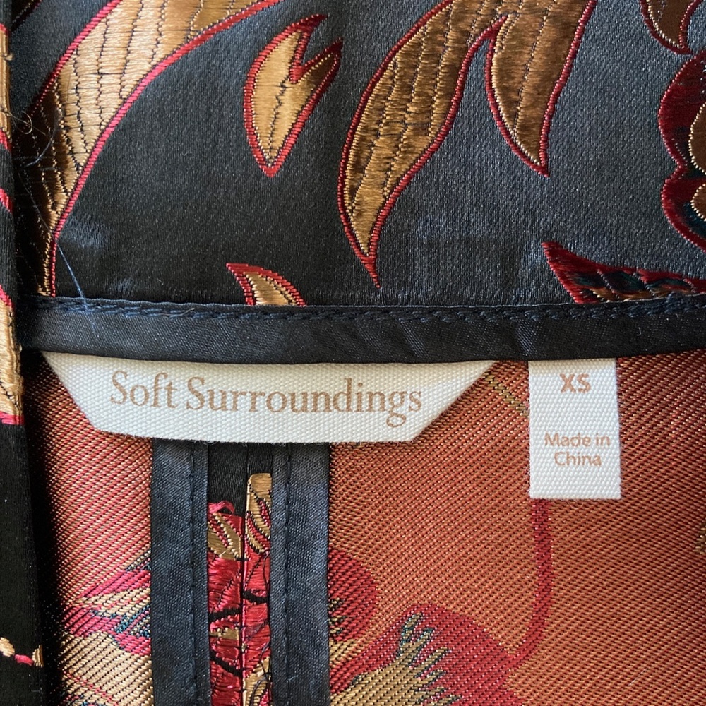 Soft Surroundings Jacket "Moon Dynasty" Black Floral Brocade NWOT XS 6 8 Bust 38 - Picture 11 of 13